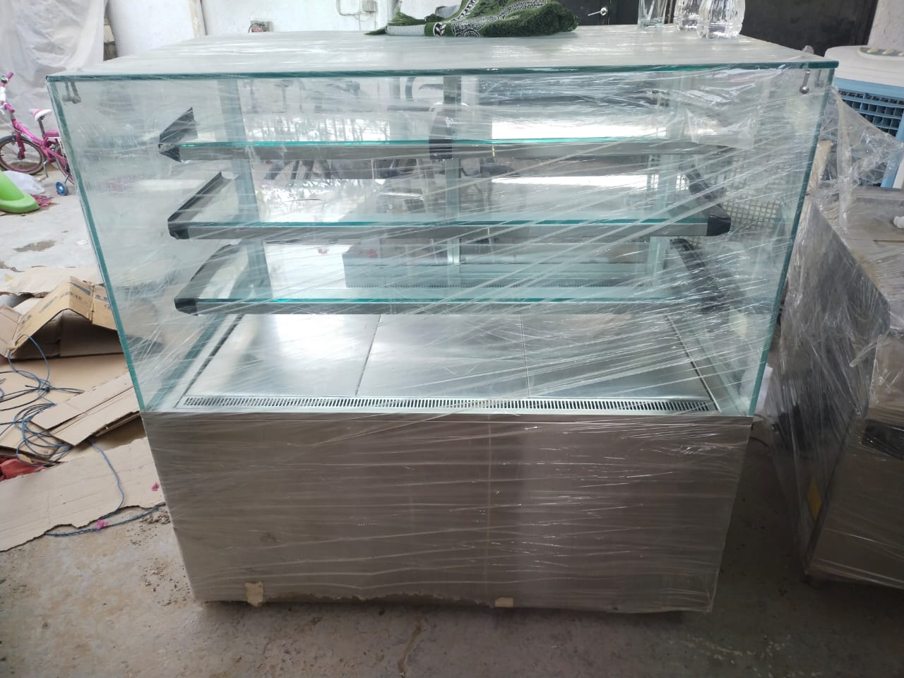 Used Kitchen Equipment And Rental Kitchen Equipment   Used Kitchen Equipment Display Cake Chillers In Good Working Conditions 1 